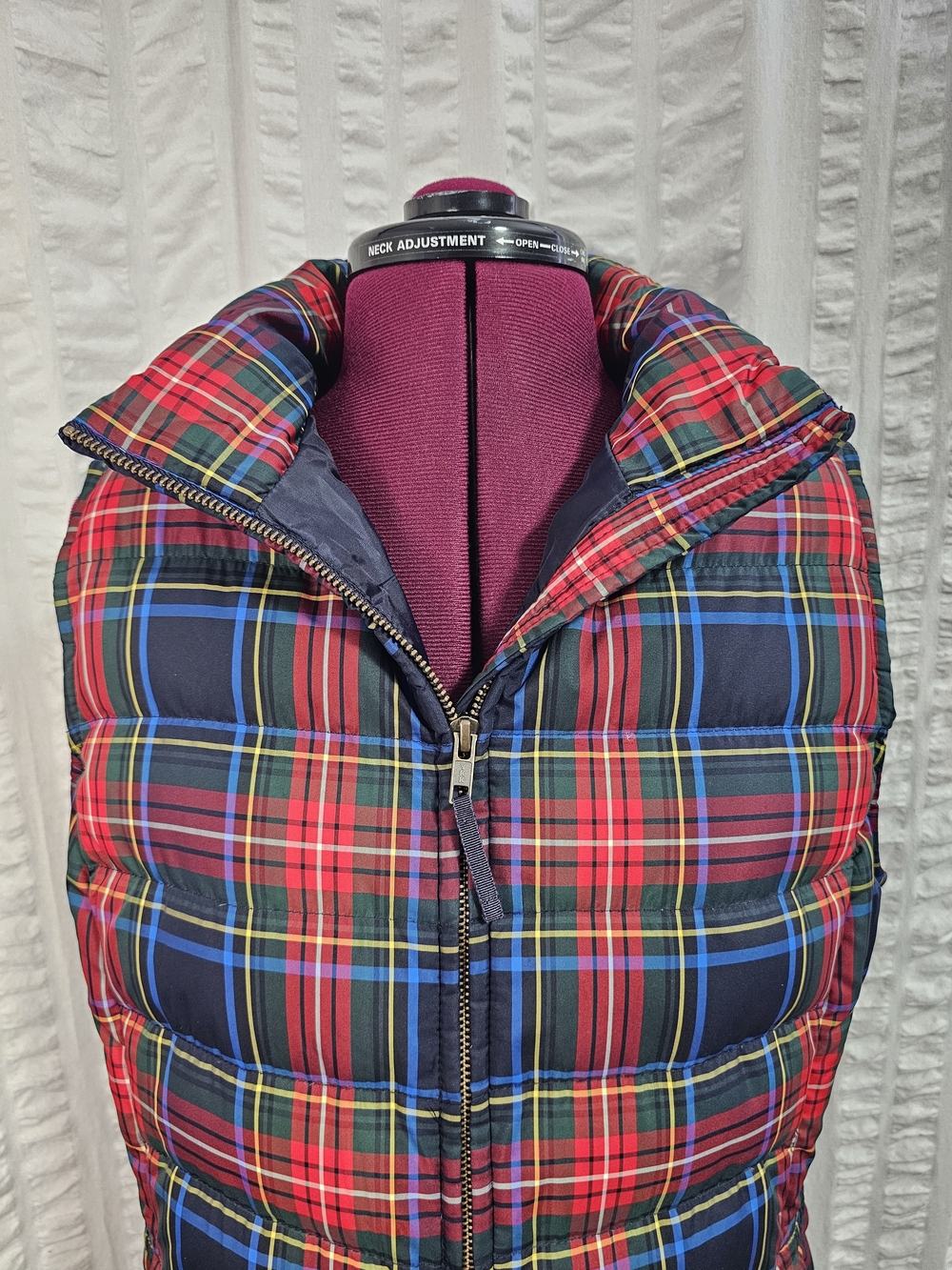 Talbots Women Down Blend Fill Plaid Macbeth Tartan Puffer Vest - Picture 4 of 16